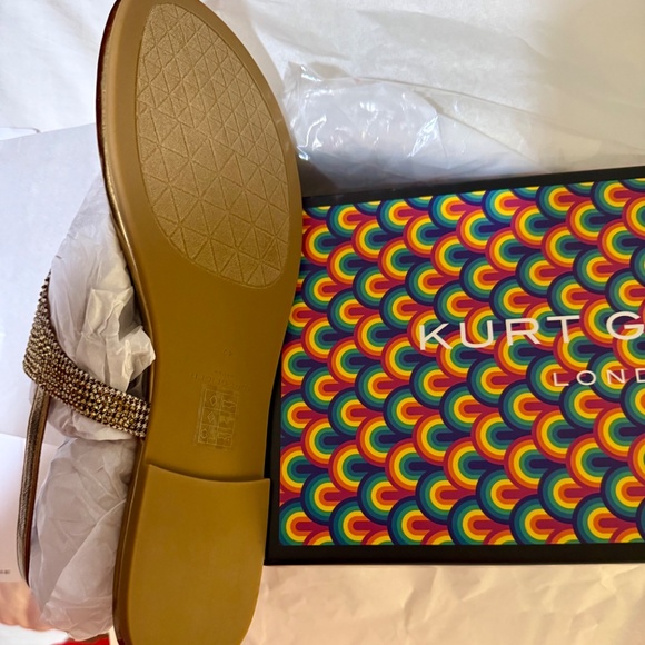 BRAND NEW KURT GEIGER GOLD SANDALS - Picture 6 of 7